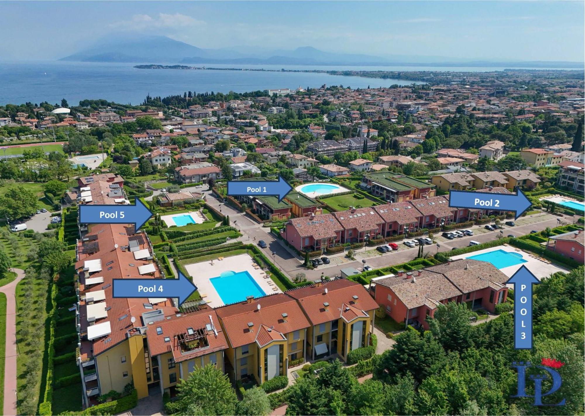 Desenzanoloft Official Partner Marriott Homes & Villas - Paradise Lake View In A 5 Pools Exclusive Residence Desenzano del Garda Eksteriør billede
