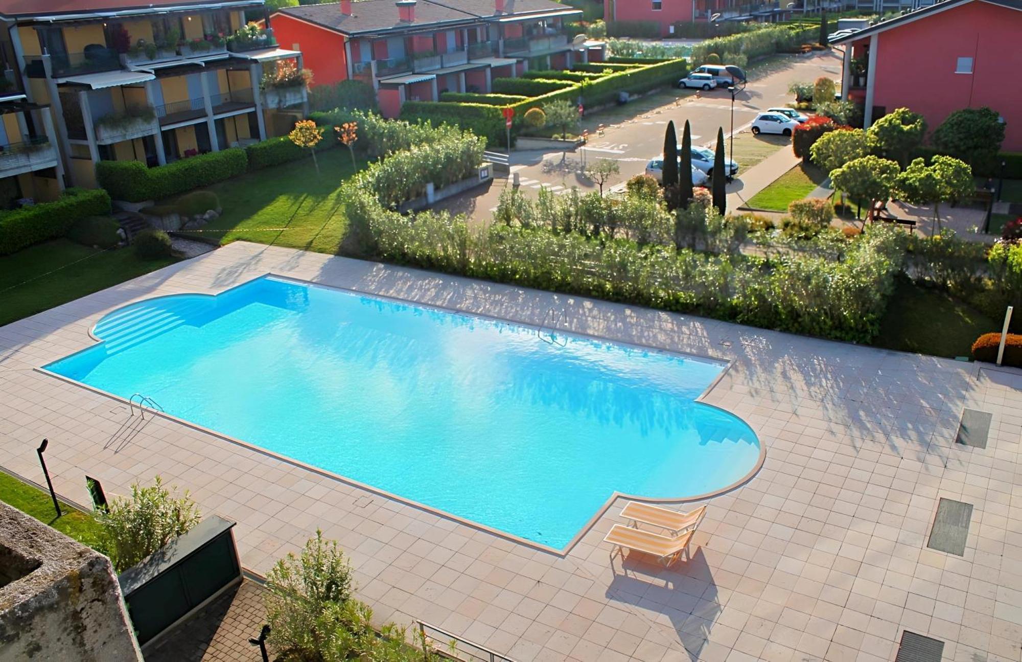 Desenzanoloft Official Partner Marriott Homes & Villas - Paradise Lake View In A 5 Pools Exclusive Residence Desenzano del Garda Eksteriør billede